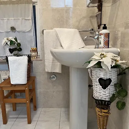 Eder A Un Passo Dal Teatro Greco Oda ve Kahvaltı Siraküza