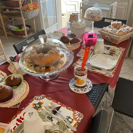 Bed & Breakfast Eder A Un Passo Dal Teatro Greco