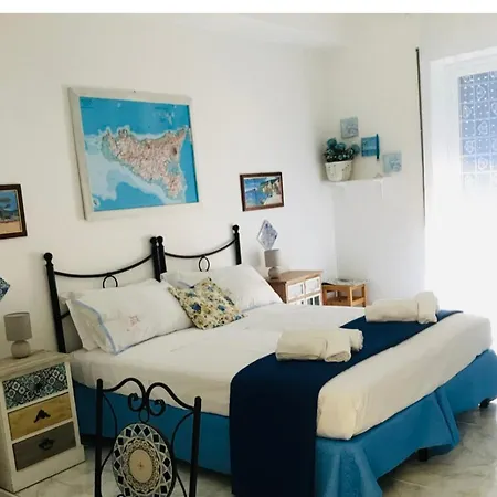 Eder A Un Passo Dal Teatro Greco Bed & Breakfast Syracuse