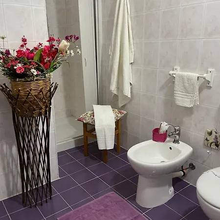 Eder A Un Passo Dal Teatro Greco Syracuse