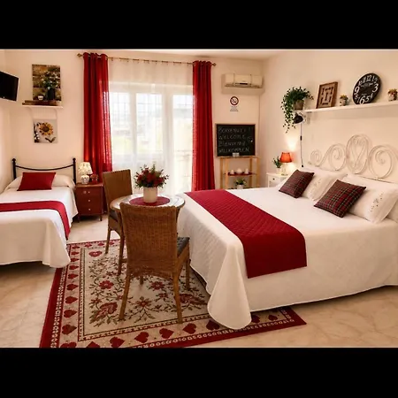 לינה וארוחת בוקר Eder A Un Passo Dal Teatro Greco סירקוזה